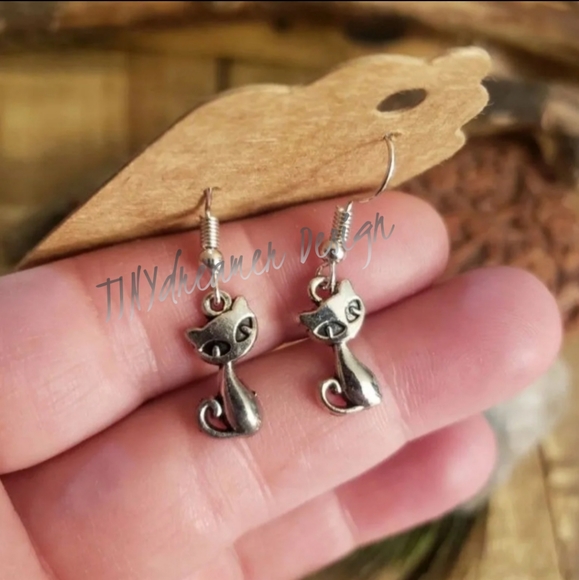 Cat earrings Meow Silver Kitty Feline Pet Animal Lover gift idea Halloween Witch - Picture 5 of 9